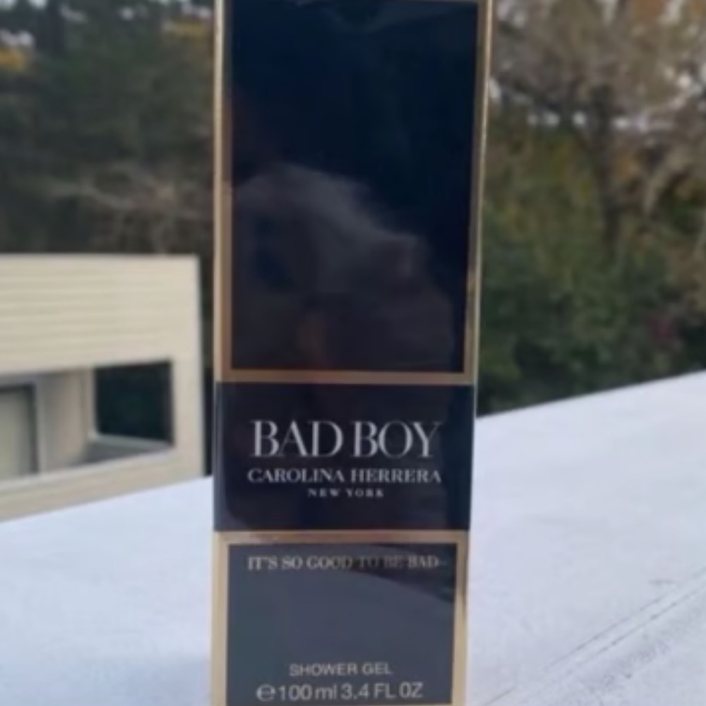 Carolina Herrera Bad Boy Shower Gel — 100ml